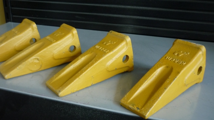 Adapteres_munkagep_korom_vetites (8).JPG